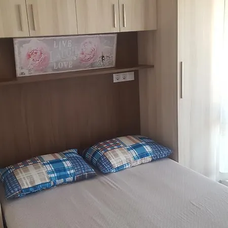 Sun Estate 公寓